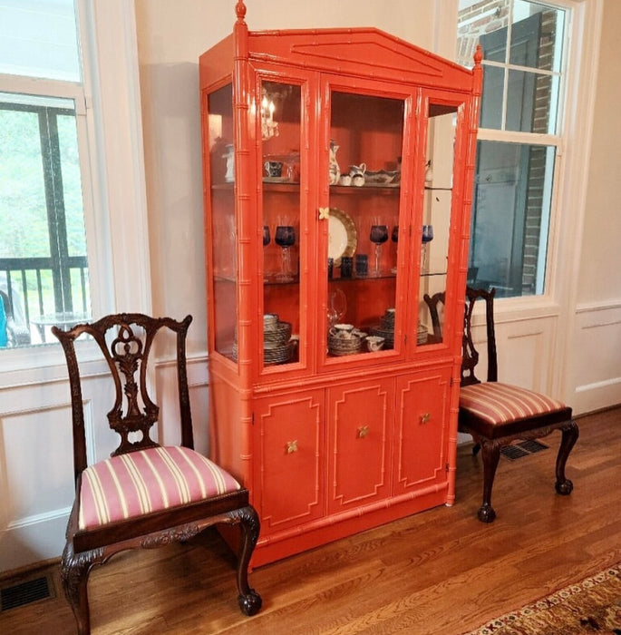 Vintage China Cabinet #06C08