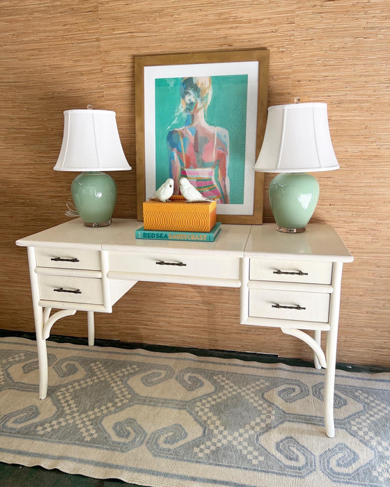 Vintage Vanity - #04A20