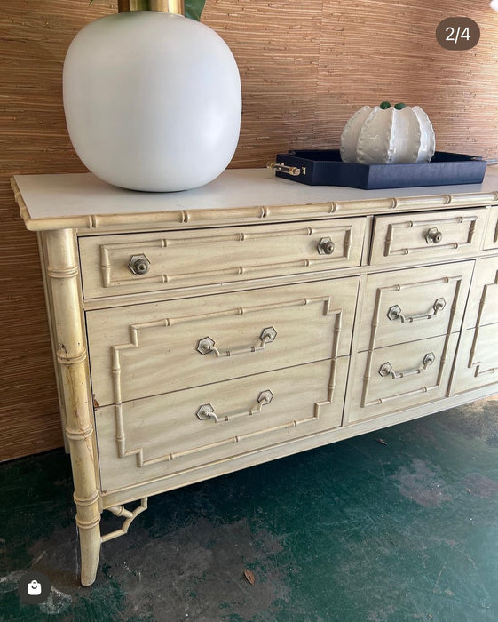 Thomasville Allegro Dresser - #11Z50